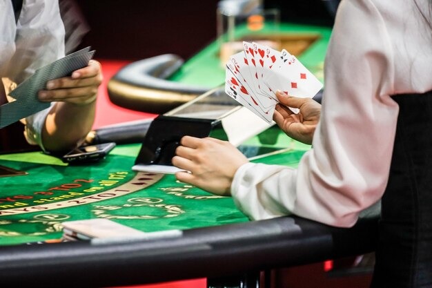 winwin slot Live Baccarat & Roulette